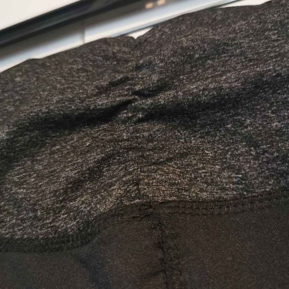 Ardene Black & Charcoal Capri Ruched Leggings - Picture 5 of 5